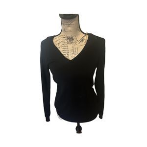 Love Ellie Black Long Sleeve V-Neck Pullover Sweater Size Small